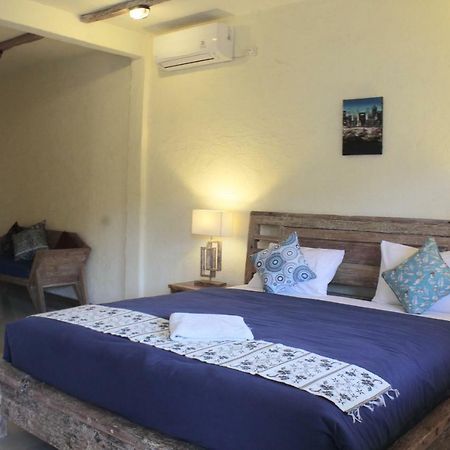 Adore Guesthouse Amed Buitenkant foto