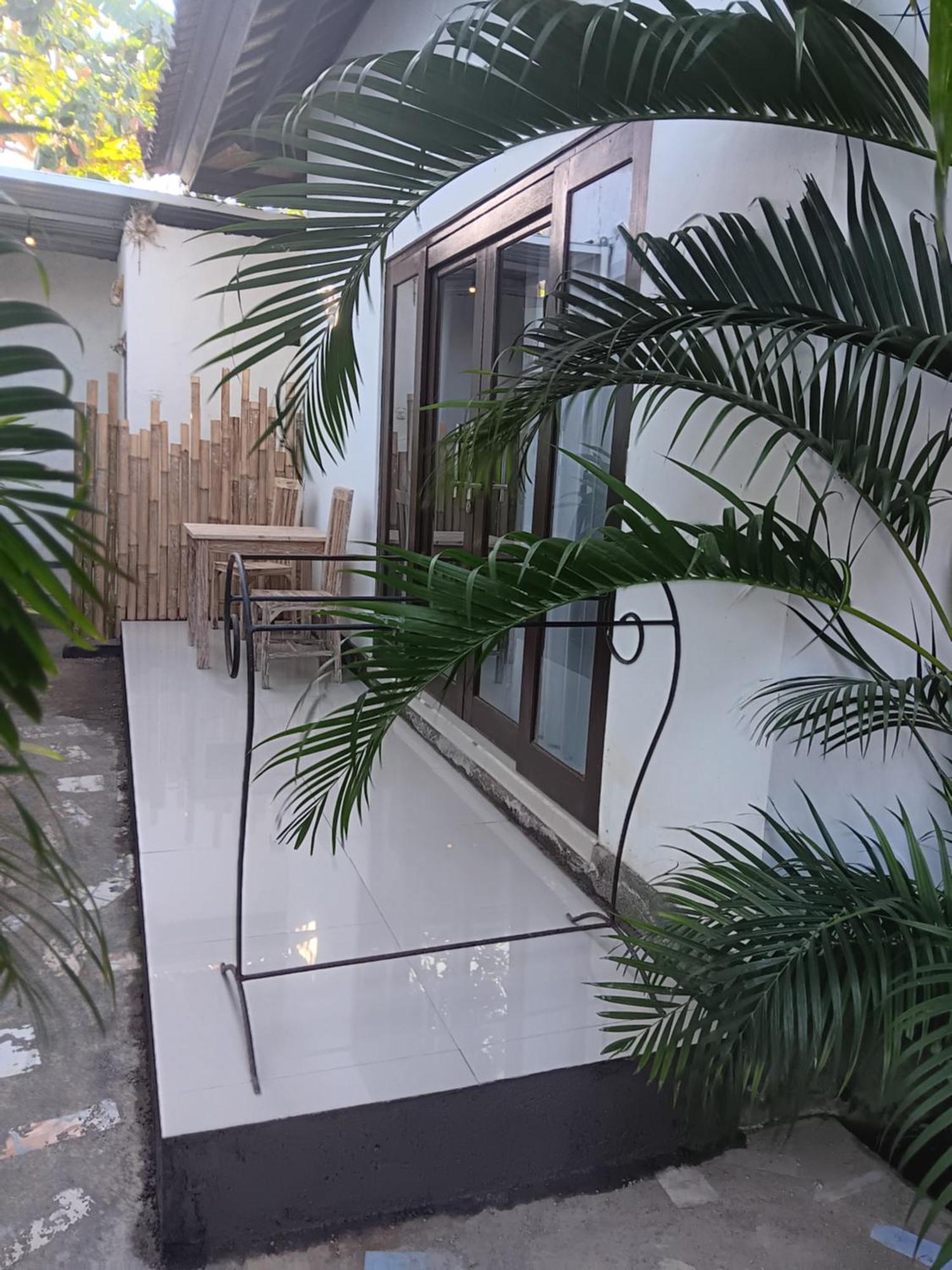 Adore Guesthouse Amed Kamer foto