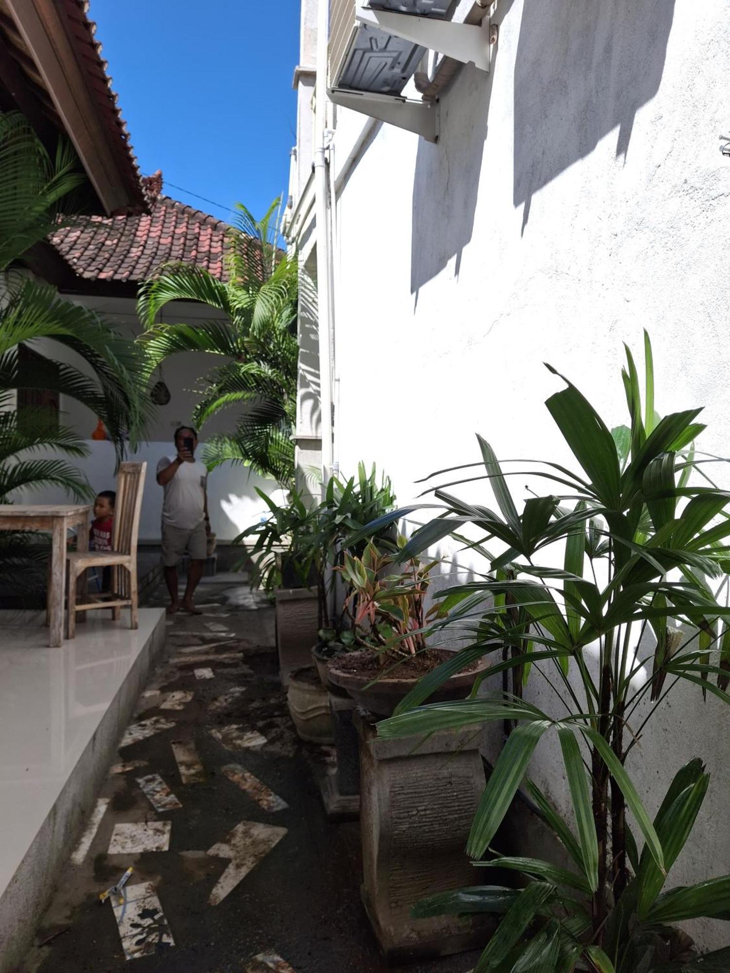 Adore Guesthouse Amed Kamer foto